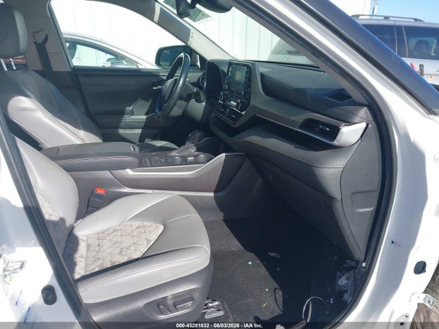 45281832 :رقم المزاد ، 5TDABRCH1NS554009 vin ، 2022 Toyota Highlander Hybrid Xle Bronze Edition مزاد بيع