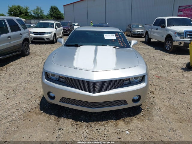 45281834 :رقم المزاد ، 2G1FB1E38D9113261 vin ، 2013 Chevrolet Camaro 1lt مزاد بيع
