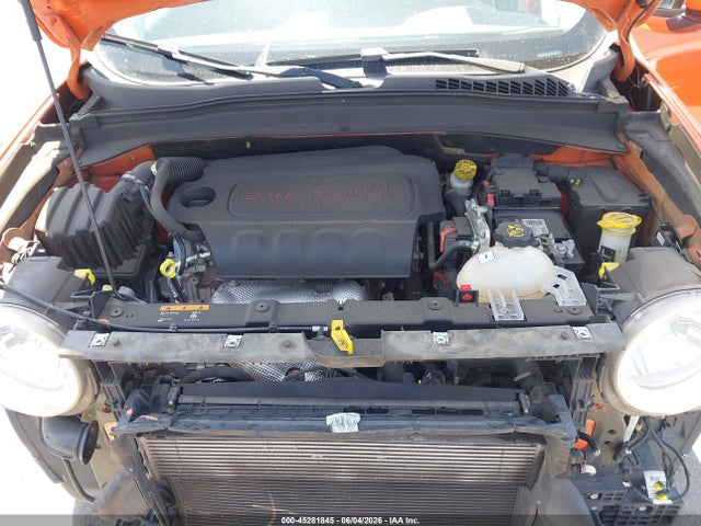 45281845 :رقم المزاد ، ZACCJABT9GPC60375 vin ، 2016 Jeep Renegade Latitude مزاد بيع