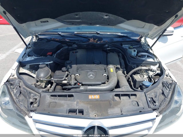 2012 Mercedes-benz C 250 Sport მანქანა იყიდება აუქციონზე, vin: WDDGF4HB1CR200806, აუქციონის ნომერი: 45281851