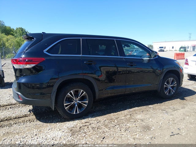 Aukcja sprzedaży 2018 Toyota Highlander Le Plus, vin: 5TDBZRFH8JS493103, numer aukcji: 45281875