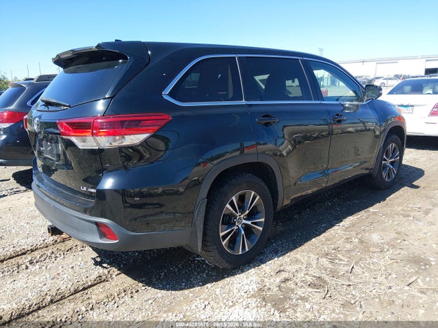 Aukcja sprzedaży 2018 Toyota Highlander Le Plus, vin: 5TDBZRFH8JS493103, numer aukcji: 45281875