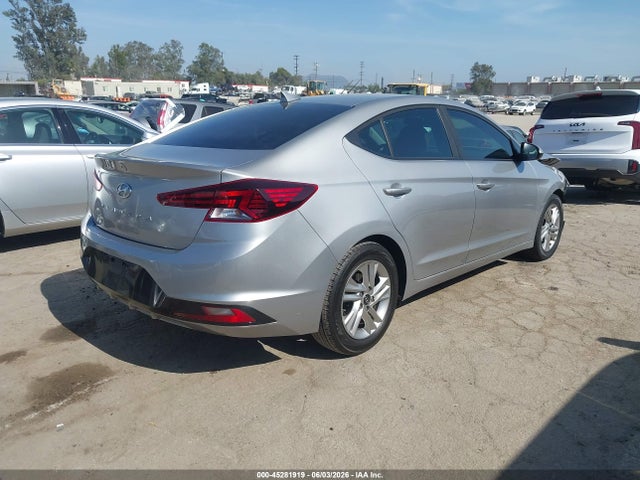 2020 Hyundai Elantra Sel მანქანა იყიდება აუქციონზე, vin: 5NPD84LF2LH571790, აუქციონის ნომერი: 45281919