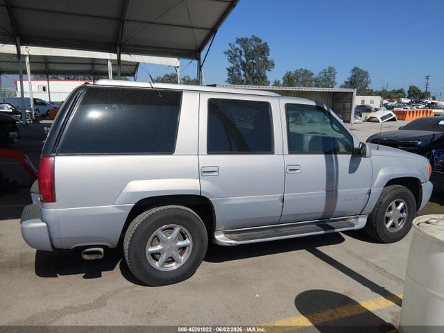 45281922 :رقم المزاد ، 1GKEK13R2YR116795 vin ، 2000 Gmc Yukon Denali مزاد بيع