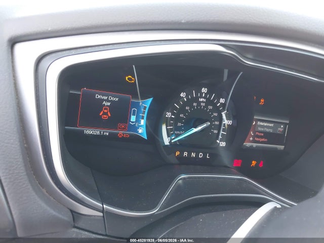 2014 Ford Fusion Hybrid Titanium მანქანა იყიდება აუქციონზე, vin: 3FA6P0RU8ER203534, აუქციონის ნომერი: 45281928