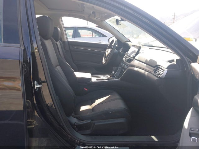 1HGCV1F48KA115796 Honda ACCORD EX