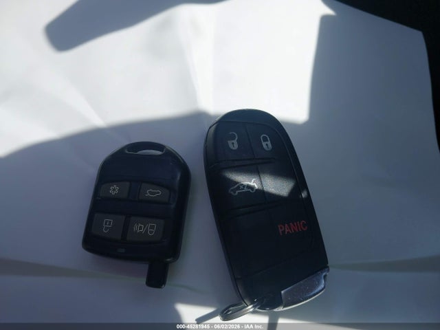 Продажа на аукционе авто 2015 Chrysler 200 Limited, vin: 1C3CCCAB8FN710351, номер лота: 45281945