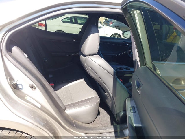 JTHBA1D20G5024432 Lexus IS 200T
