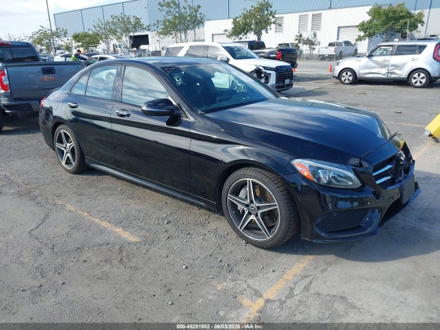 Mercedes-Benz C 300 2018 55SWF4JB7JU271798 главное изображение