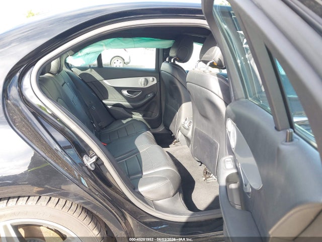 55SWF4JB7JU271798 Mercedes-Benz C 300