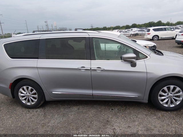Aukcja sprzedaży 2018 Chrysler Pacifica Touring L, vin: 2C4RC1BG1JR142850, numer aukcji: 45281984