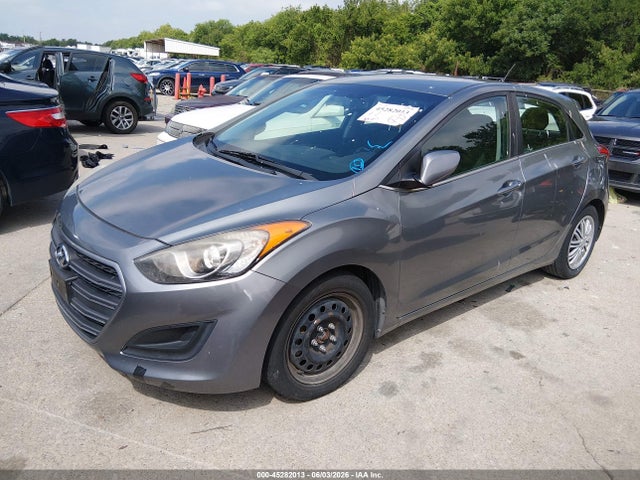 Продаж на аукціоні авто 2017 Hyundai Elantra Gt, vin: KMHD35LH4HU367488, номер лоту: 45282013