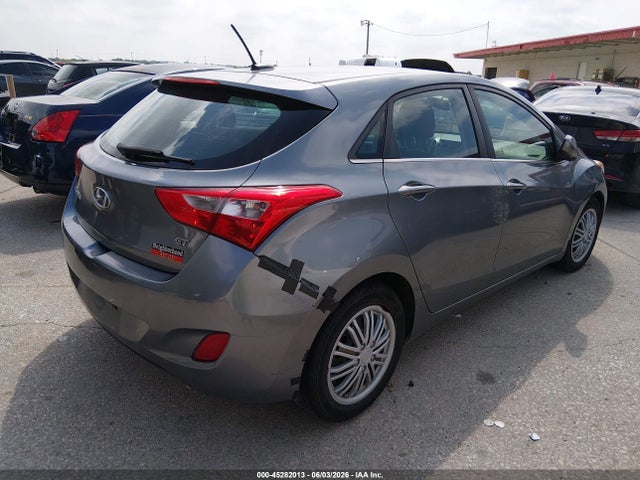 Продаж на аукціоні авто 2017 Hyundai Elantra Gt, vin: KMHD35LH4HU367488, номер лоту: 45282013