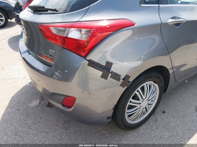 Продаж на аукціоні авто 2017 Hyundai Elantra Gt, vin: KMHD35LH4HU367488, номер лоту: 45282013