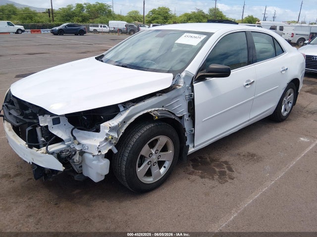 Chevrolet Malibu 1ls 2014 1G11B5SL7EF281813 Image 2