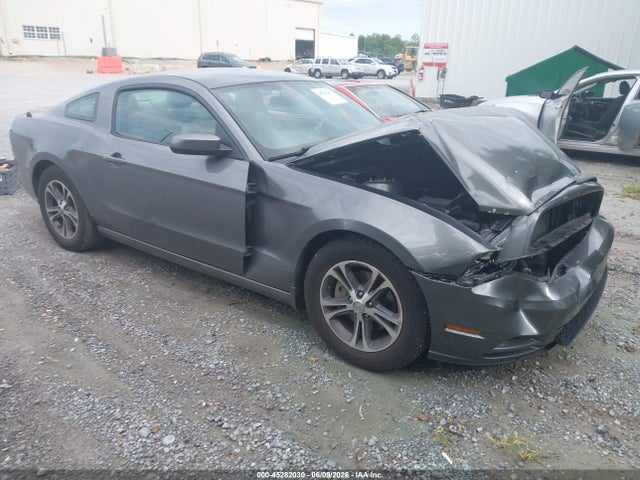 2014 1ZVBP8AM9E5300261 main image