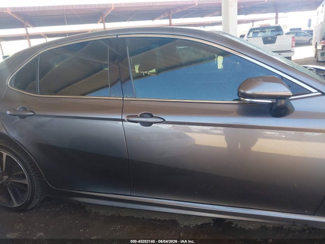 45282148 :رقم المزاد ، 4T1B61HK9KU772071 vin ، 2019 Toyota Camry Xse مزاد بيع