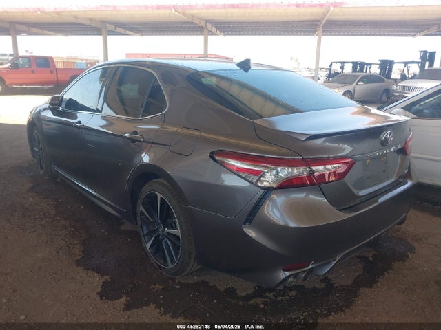 45282148 :رقم المزاد ، 4T1B61HK9KU772071 vin ، 2019 Toyota Camry Xse مزاد بيع