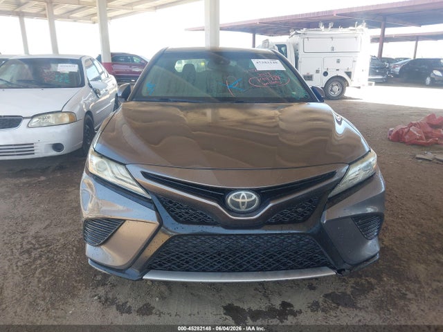 45282148 :رقم المزاد ، 4T1B61HK9KU772071 vin ، 2019 Toyota Camry Xse مزاد بيع