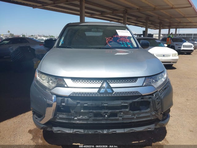 Mitsubishi Outlander Es 2019 JA4AD2A32KZ008266 Image 12