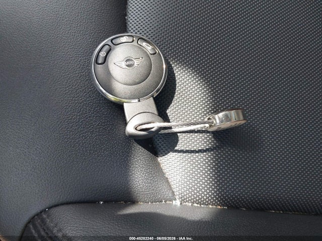Продаж на аукціоні авто 2015 Mini Countryman Cooper S, vin: WMWZC5C51FWP42980, номер лоту: 45282240