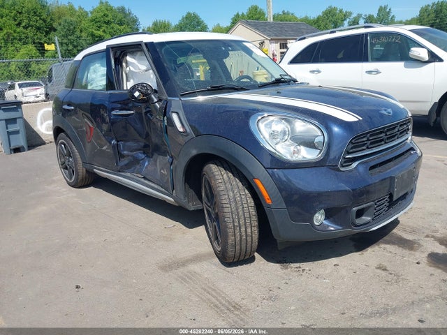 Продаж на аукціоні авто 2015 Mini Countryman Cooper S, vin: WMWZC5C51FWP42980, номер лоту: 45282240