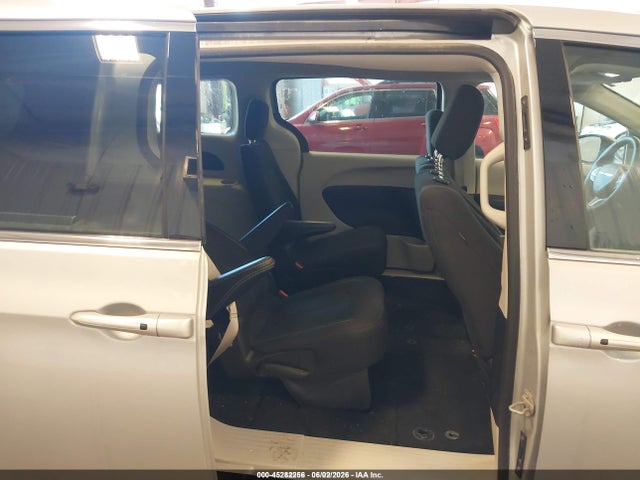 Продаж на аукціоні авто 2022 Chrysler Voyager Lx, vin: 2C4RC1CG6NR146509, номер лоту: 45282256