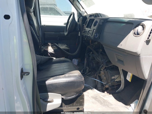 Ford Trlr E-450 Cutaway 2017 1FDXE4FS5HDC23571 Image 5