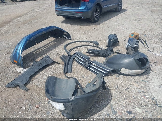 Продаж на аукціоні авто 2019 Volkswagen Tiguan 2.0t Se/2.0t Sel/2.0t Sel R-line/2.0t Sel R-line Black, vin: 3VV3B7AX9KM013987, номер лоту: 45282318