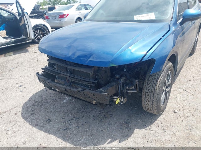 Продаж на аукціоні авто 2019 Volkswagen Tiguan 2.0t Se/2.0t Sel/2.0t Sel R-line/2.0t Sel R-line Black, vin: 3VV3B7AX9KM013987, номер лоту: 45282318