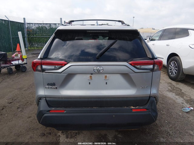 JTMW1RFV7KJ001710 Toyota Rav4 Xle