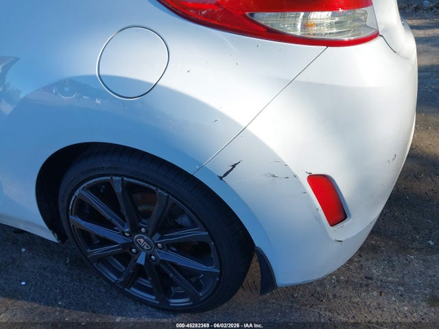 45282369 :رقم المزاد ، KMHTC6AD2DU097592 vin ، 2013 Hyundai Veloster Base W/gray مزاد بيع