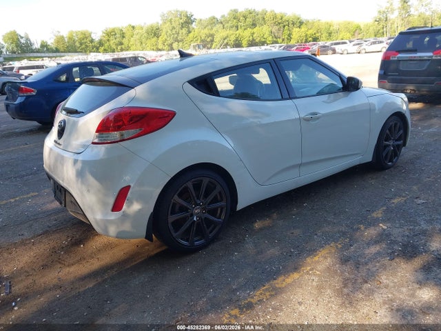 45282369 :رقم المزاد ، KMHTC6AD2DU097592 vin ، 2013 Hyundai Veloster Base W/gray مزاد بيع
