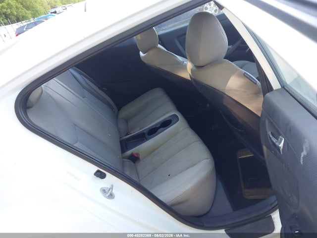 45282369 :رقم المزاد ، KMHTC6AD2DU097592 vin ، 2013 Hyundai Veloster Base W/gray مزاد بيع