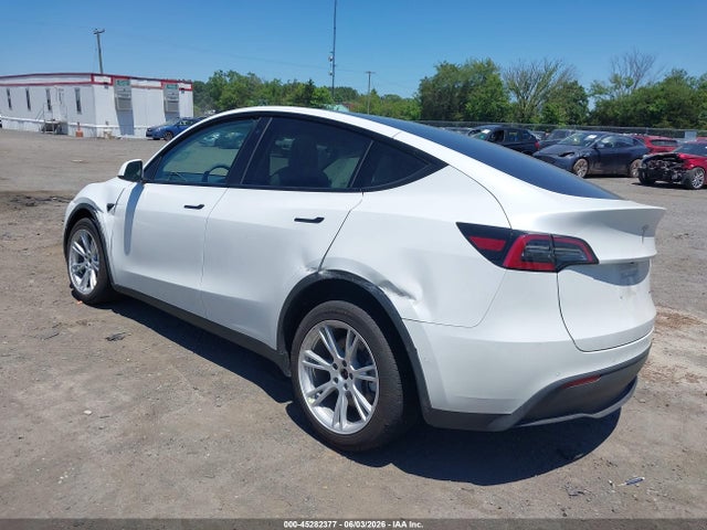 2022 Tesla Model Y Long Range Dual Motor All-wheel Drive მანქანა იყიდება აუქციონზე, vin: 7SAYGDEE4NF440065, აუქციონის ნომერი: 45282377