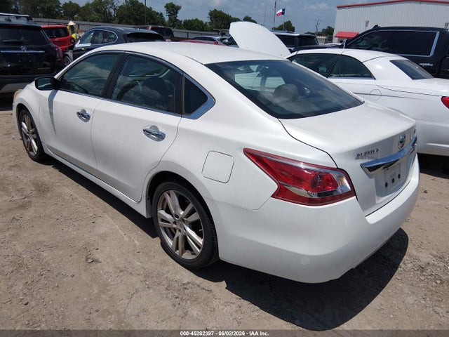 2013 Nissan Altima 3.5 S მანქანა იყიდება აუქციონზე, vin: 1N4BL3AP6DC228124, აუქციონის ნომერი: 45282397
