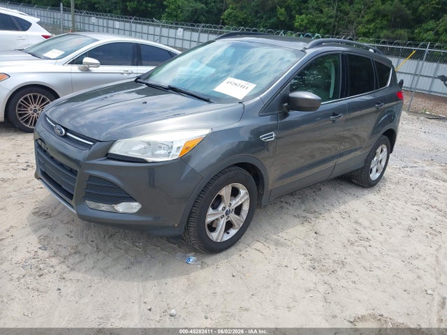45282411 :رقم المزاد ، 1FMCU0GX0FUC41851 vin ، 2015 Ford Escape Se مزاد بيع