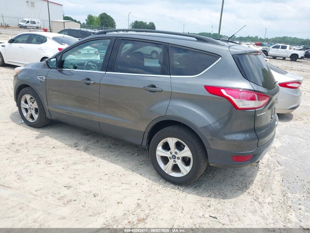 45282411 :رقم المزاد ، 1FMCU0GX0FUC41851 vin ، 2015 Ford Escape Se مزاد بيع