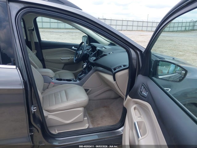 45282411 :رقم المزاد ، 1FMCU0GX0FUC41851 vin ، 2015 Ford Escape Se مزاد بيع