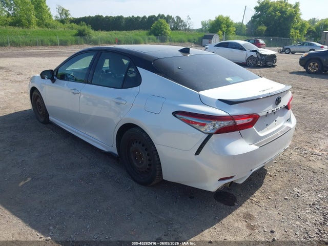 45282416 :رقم المزاد ، 4T1BZ1HK1JU011749 vin ، 2018 Toyota Camry Xse V6 مزاد بيع