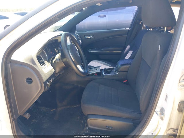 45282450 :رقم المزاد ، 2C3CDXBG1EH234935 vin ، 2014 Dodge Charger Se مزاد بيع