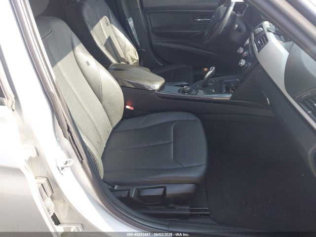 2014 Bmw 320i მანქანა იყიდება აუქციონზე, vin: WBA3B1G53ENT00539, აუქციონის ნომერი: 45282457