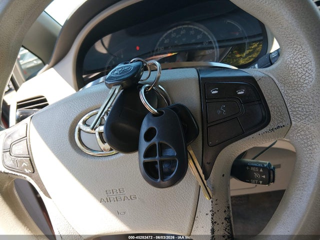 45282472 :رقم المزاد ، 5TDKK3DC7BS127479 vin ، 2011 Toyota Sienna Le V6 مزاد بيع