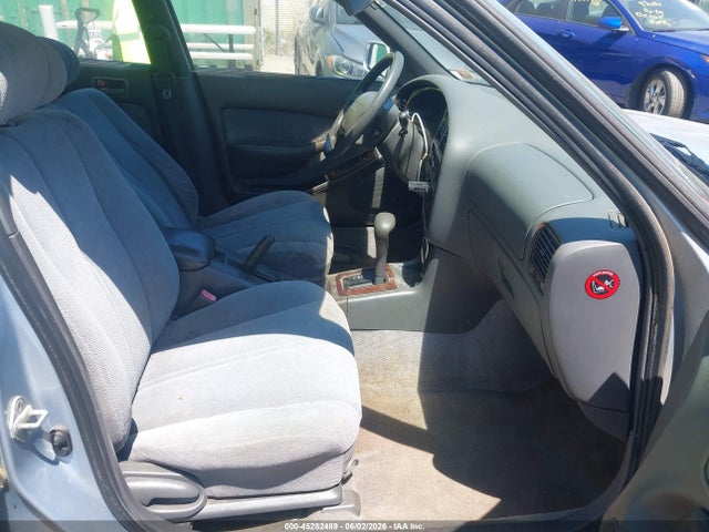 45282489 :رقم المزاد ، 4T1BG12K4TU740703 vin ، 1996 Toyota Camry Dx/le/xle مزاد بيع