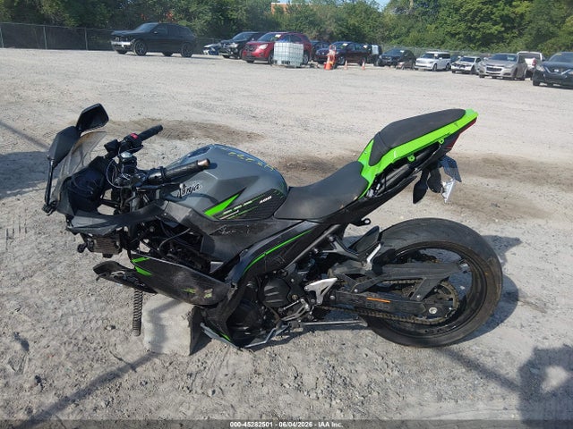 45282501 :رقم المزاد ، JKAEXKG13KDA31442 vin ، 2019 Kawasaki Ex400 مزاد بيع
