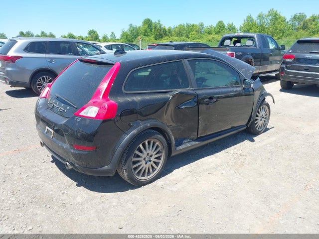45282525 :رقم المزاد ، YV1672MKXB2224052 vin ، 2011 Volvo C30 مزاد بيع