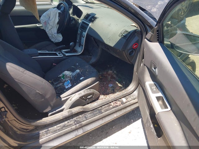 45282525 :رقم المزاد ، YV1672MKXB2224052 vin ، 2011 Volvo C30 مزاد بيع