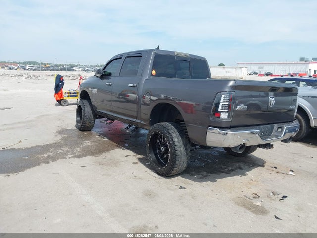 45282547 :رقم المزاد ، 1C6RR7LT8HS597644 vin ، 2017 Ram 1500 Big Horn  4x4 5'7 Box مزاد بيع