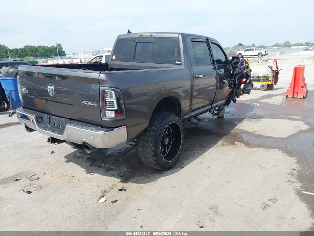 45282547 :رقم المزاد ، 1C6RR7LT8HS597644 vin ، 2017 Ram 1500 Big Horn  4x4 5'7 Box مزاد بيع