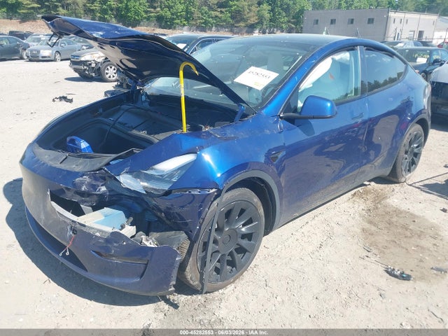 2022 Tesla Model Y Long Range Dual Motor All-wheel Drive მანქანა იყიდება აუქციონზე, vin: 7SAYGAEE4NF314416, აუქციონის ნომერი: 45282553